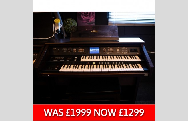 Roland AT-45 Organ, Used, SALE PRICE BARGAIN (SN:ZT00292) - Image 1
